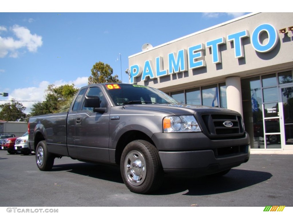2005 F150 XL Regular Cab - Dark Shadow Grey Metallic / Medium Flint Grey photo #2
