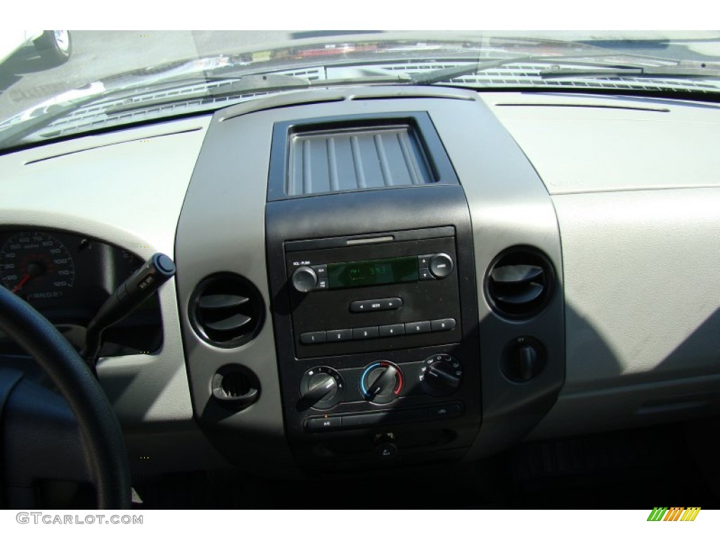 2005 F150 XL Regular Cab - Dark Shadow Grey Metallic / Medium Flint Grey photo #14