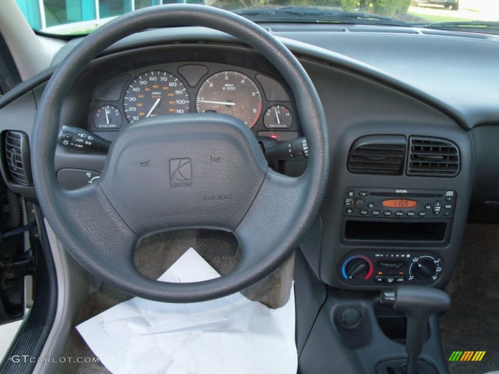 2001 Saturn S Series SL1 Sedan Steering Wheel Photos