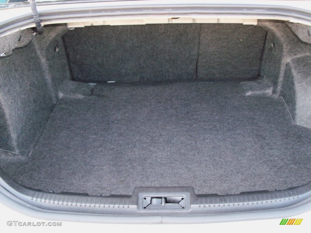 2008 Mercury Milan V6 Premier Trunk Photos