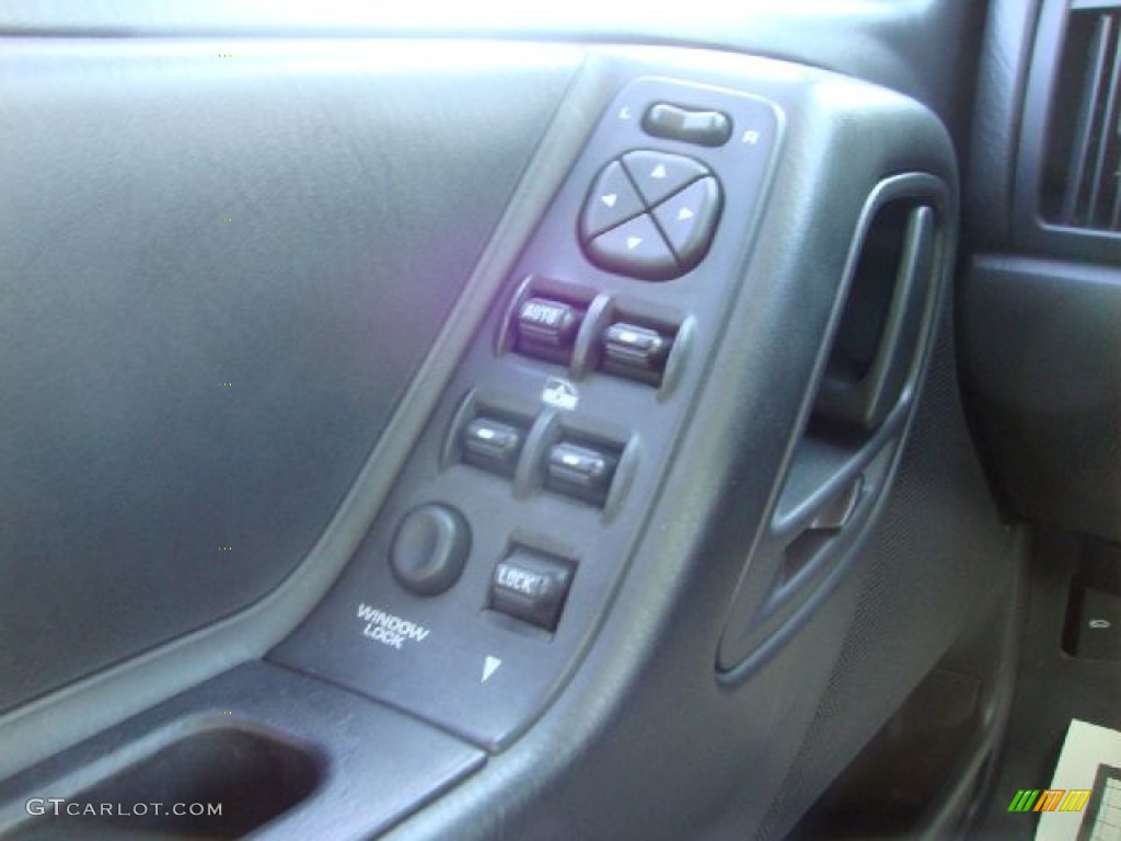 2002 Grand Cherokee Laredo 4x4 - Black / Dark Slate Gray photo #27