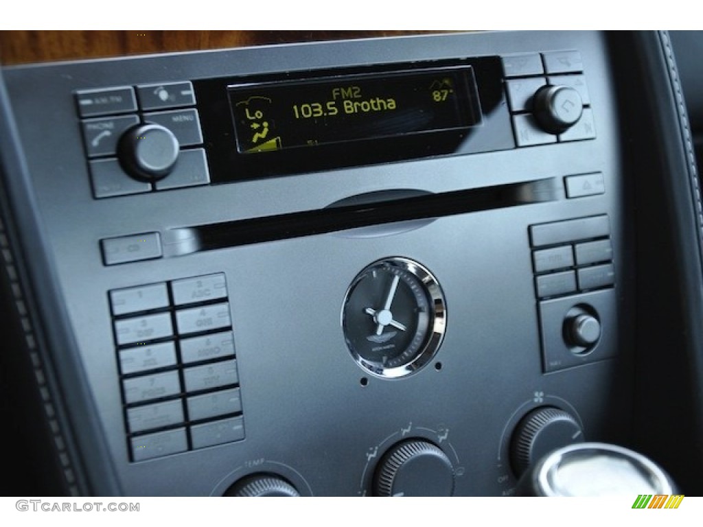 2005 Aston Martin DB9 Coupe Audio System Photo #55095940