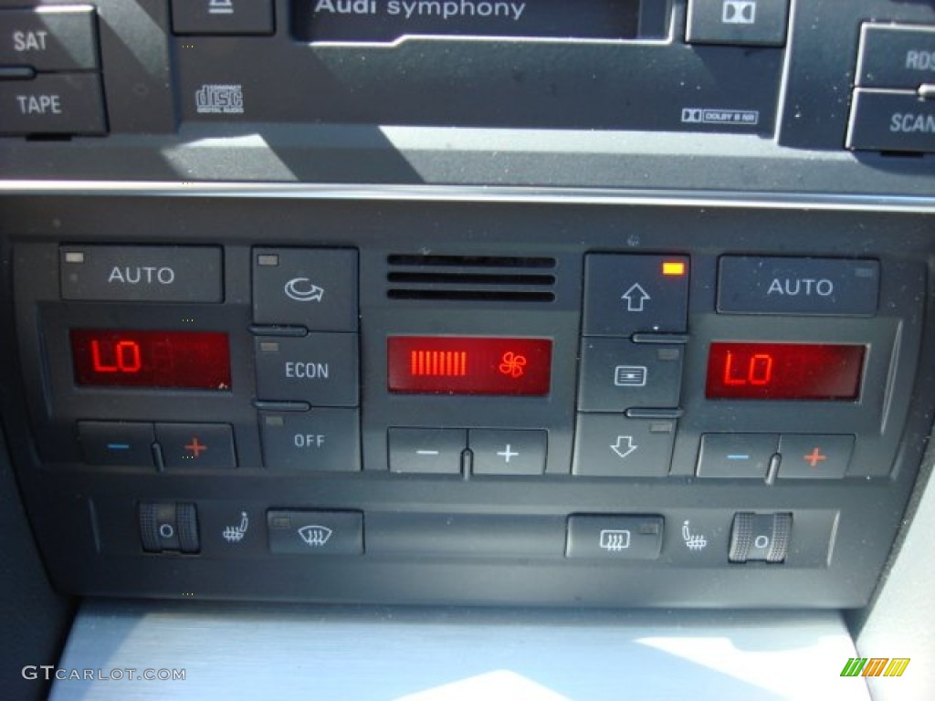 2006 Audi A4 2.0T Sedan Controls Photo #55096300