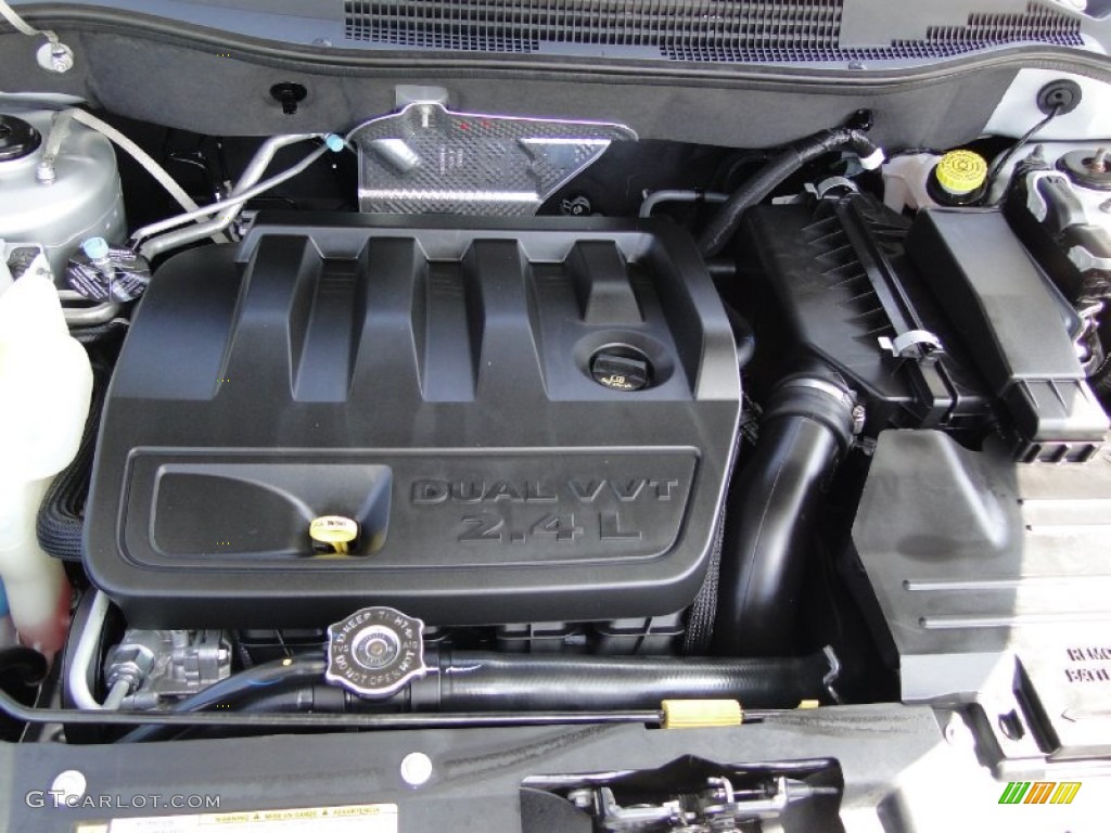 2010 Dodge Caliber Rush 2.4 Liter DOHC 16-Valve VVT 4 Cylinder Engine Photo #55097380