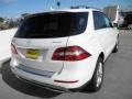 Arctic White - ML 350 4Matic Photo No. 4
