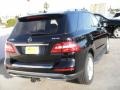 Black - ML 350 4Matic Photo No. 4