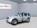 Silver Lightning - Pathfinder LE 4x4 Photo No. 1