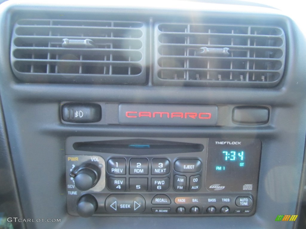 2001 Chevrolet Camaro Z28 Convertible Audio System Photo #55098715