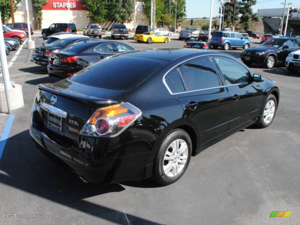 2012 Altima 2.5 SL - Super Black / Charcoal photo #8