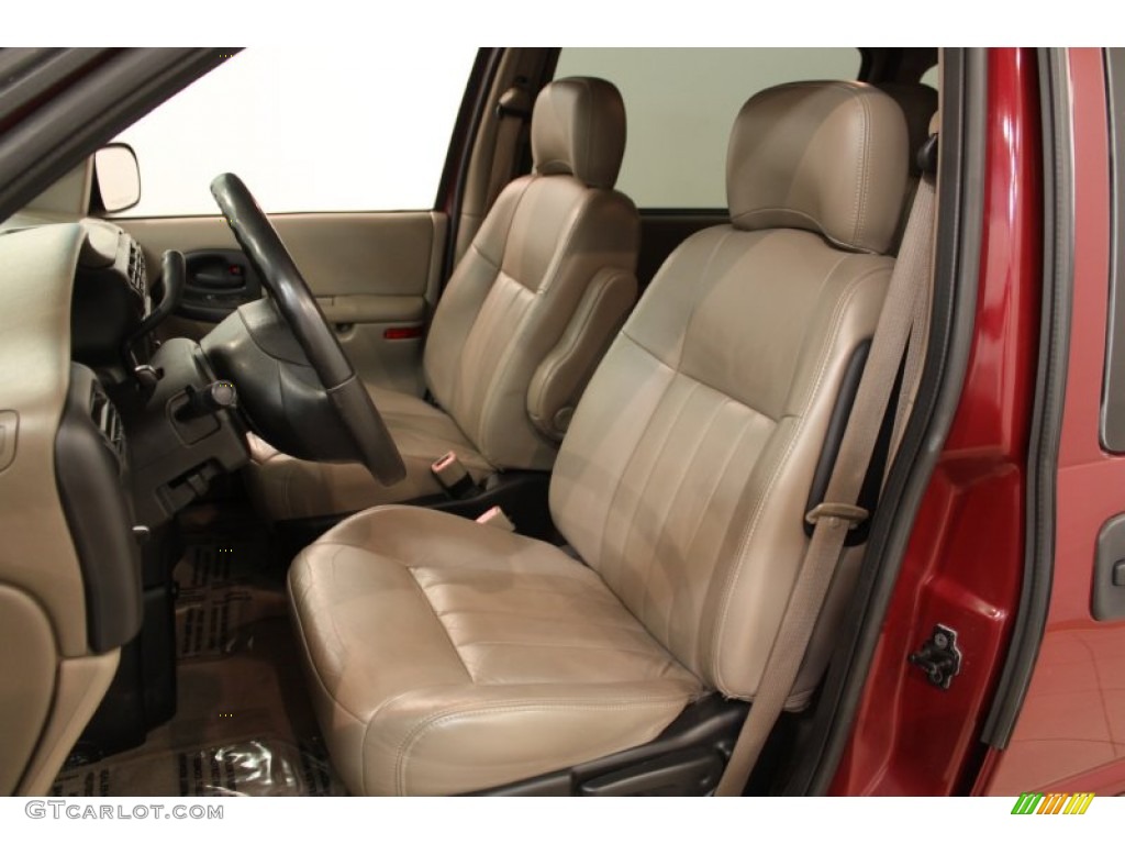 2004 Venture LT - Sport Red Metallic / Neutral photo #6