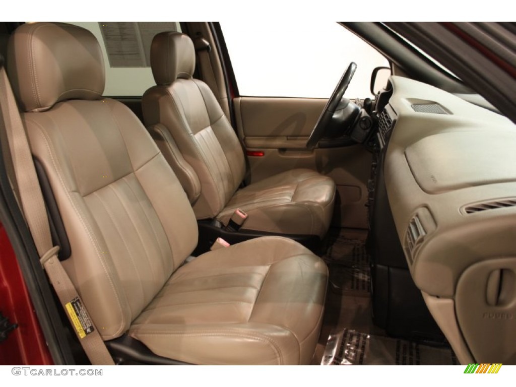 2004 Venture LT - Sport Red Metallic / Neutral photo #9