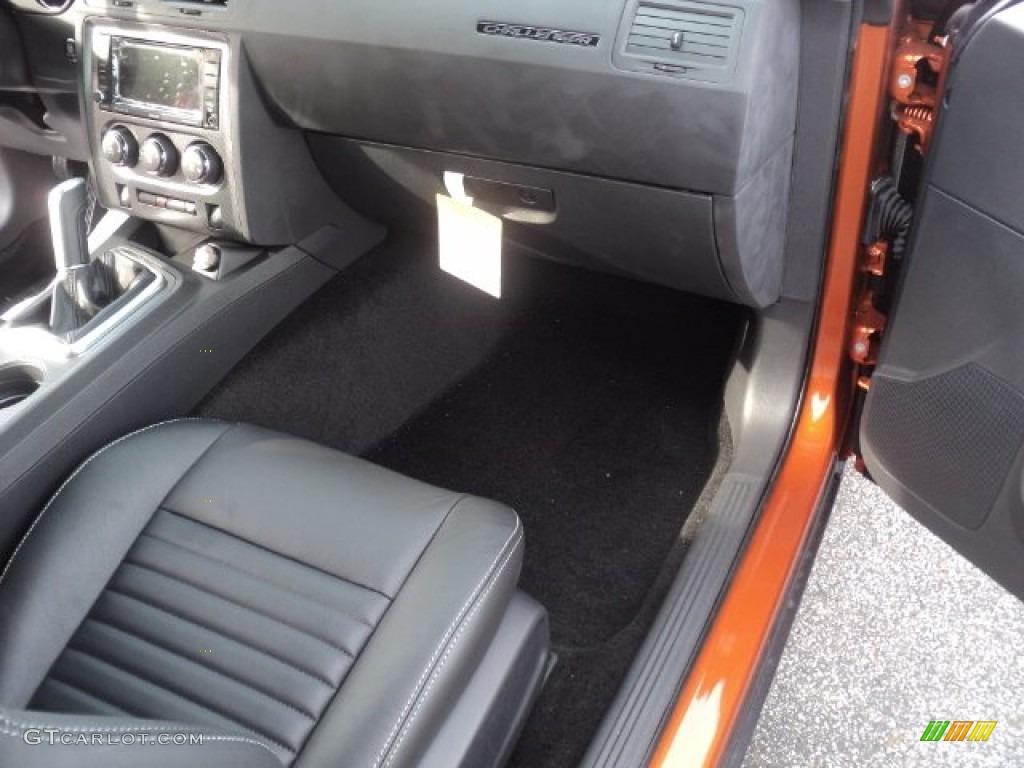 2011 Challenger R/T Classic - Toxic Orange Pearl / Dark Slate Gray photo #12