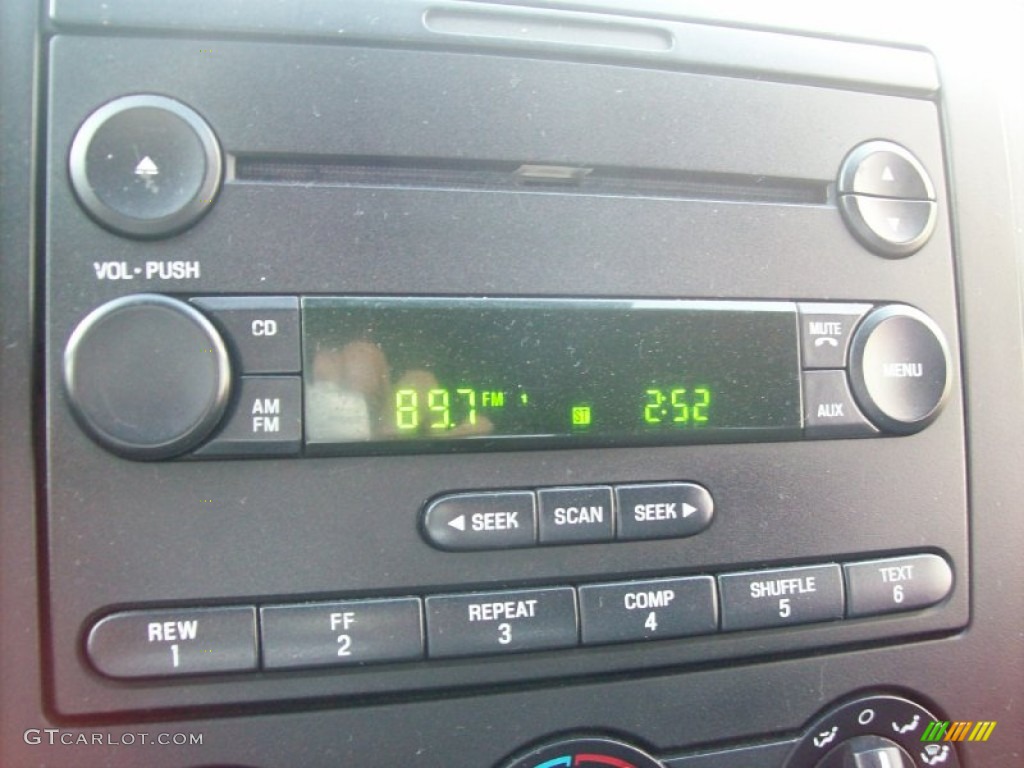 2005 F150 STX SuperCab 4x4 - Bright Red / Medium Flint Grey photo #6