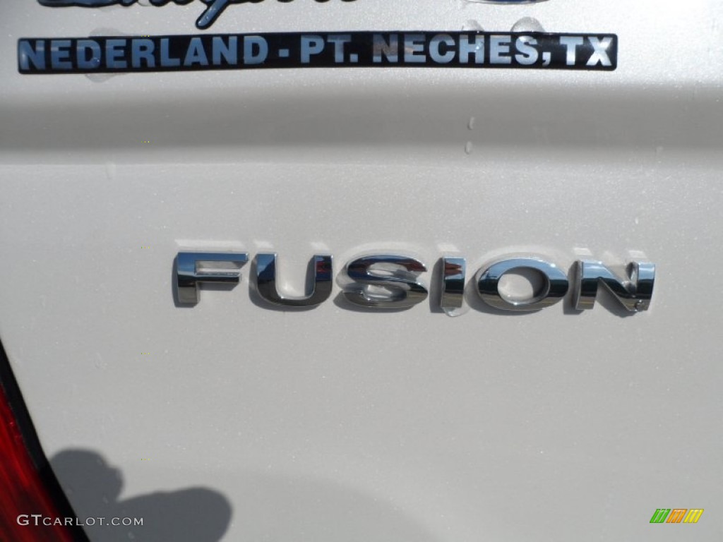 2011 Fusion SEL - White Platinum Tri-Coat / Ginger Leather photo #19