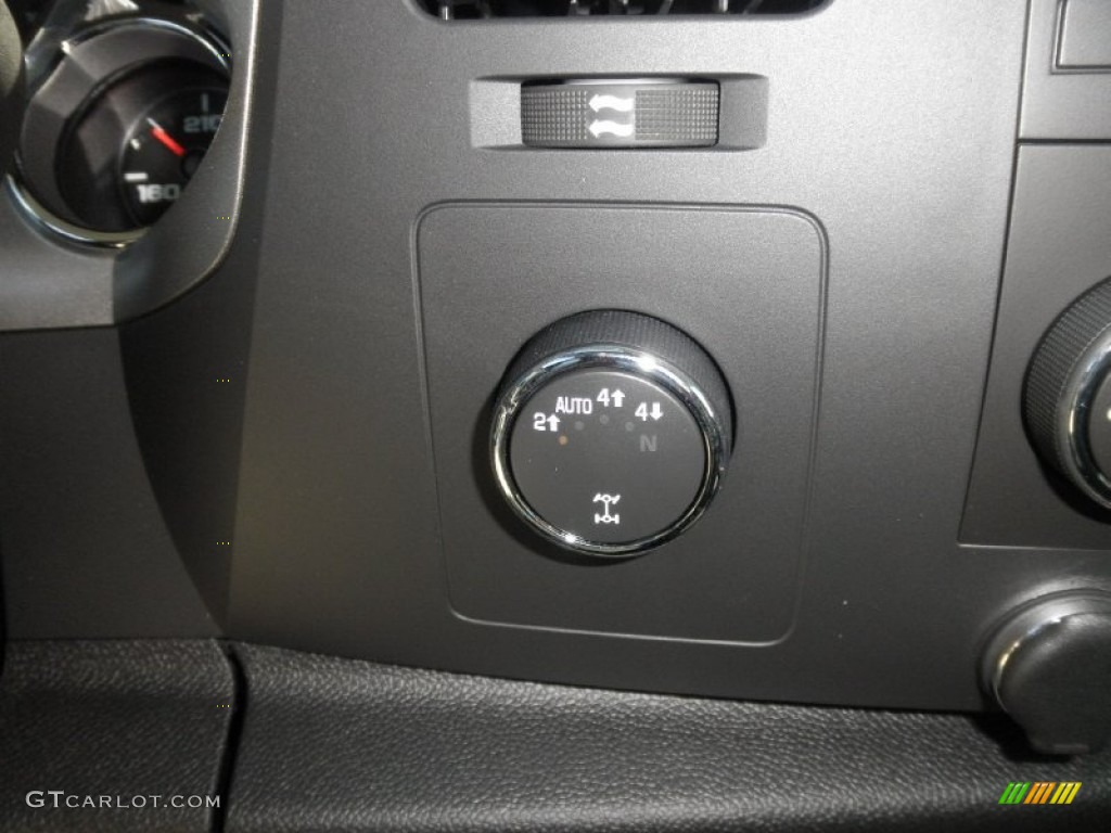 2012 GMC Sierra 1500 SLE Crew Cab 4x4 Controls Photo #55108488