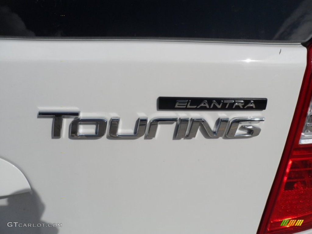 2012 Hyundai Elantra SE Touring Marks and Logos Photo #55109666