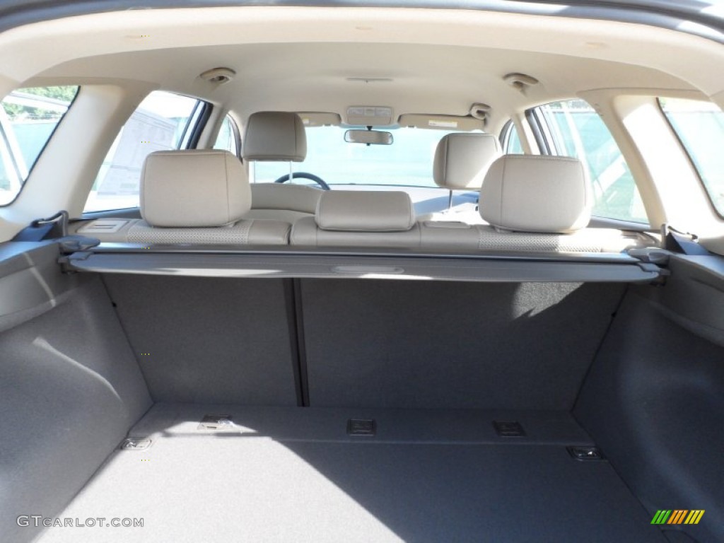 2012 Elantra SE Touring - Polar White / Beige photo #21