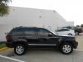 Brilliant Black Crystal Pearl - Grand Cherokee Laredo Photo No. 8