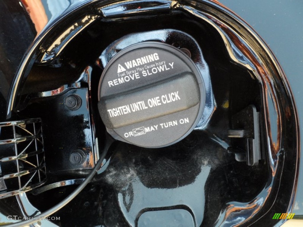 2012 Veloster  - Ultra Black / Black/Red photo #14