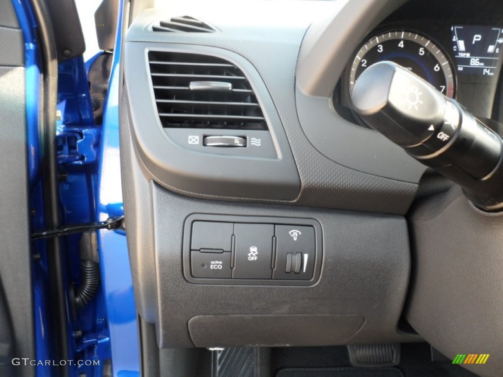 2012 Accent GS 5 Door - Marathon Blue / Black photo #32