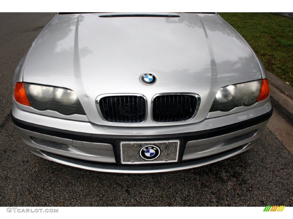 2001 3 Series 325i Sedan - Titanium Silver Metallic / Black photo #17