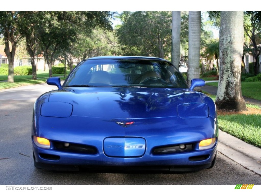 2002 Corvette Coupe - Electron Blue Metallic / Light Oak photo #17