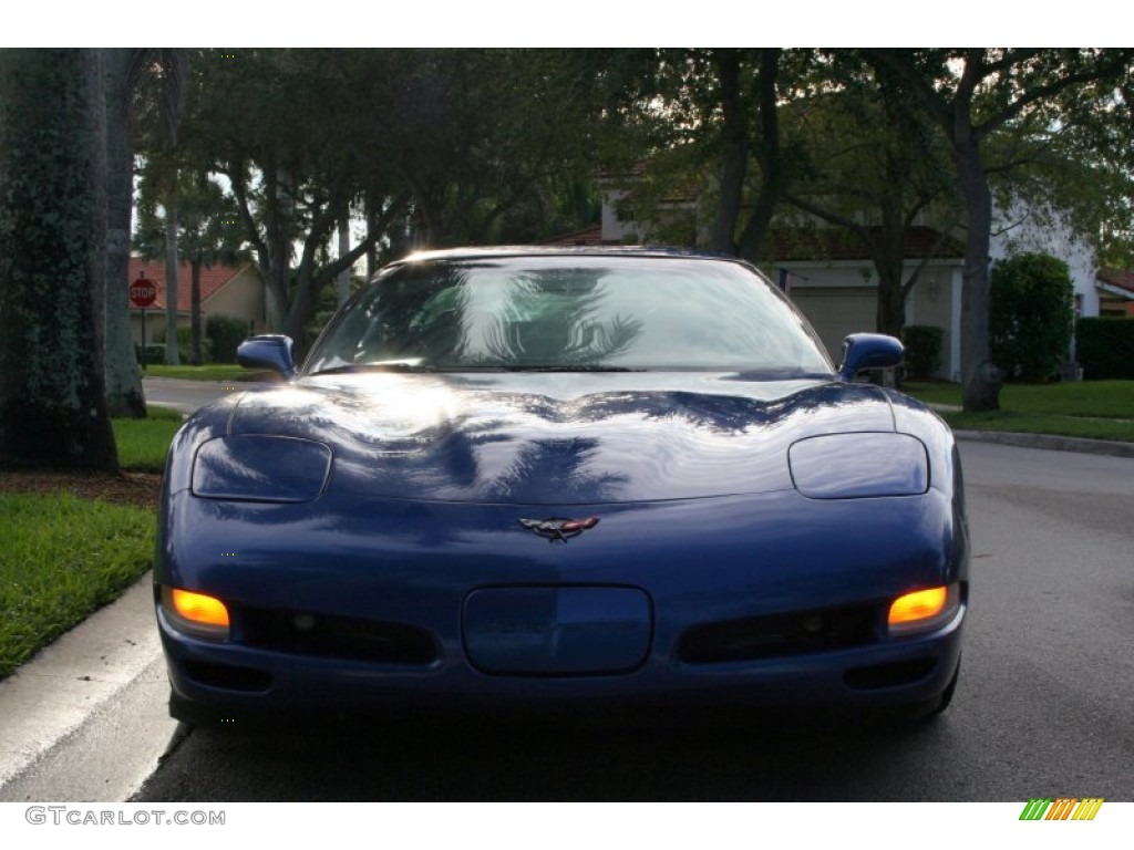 2002 Corvette Coupe - Electron Blue Metallic / Light Oak photo #19
