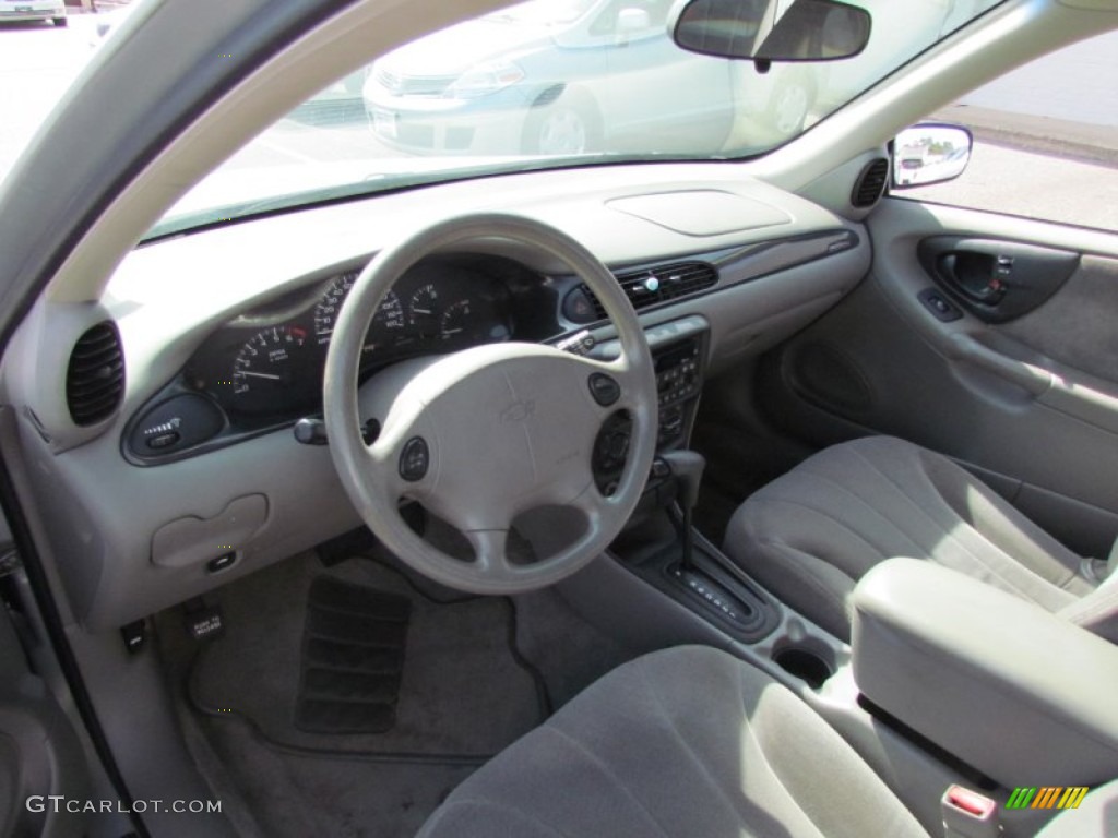 2002 Malibu Sedan - Galaxy Silver Metallic / Gray photo #8