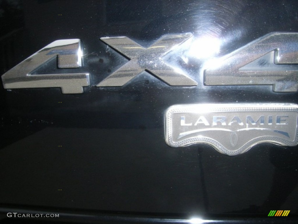 2003 Ram 1500 Laramie Quad Cab 4x4 - Black / Dark Slate Gray photo #11