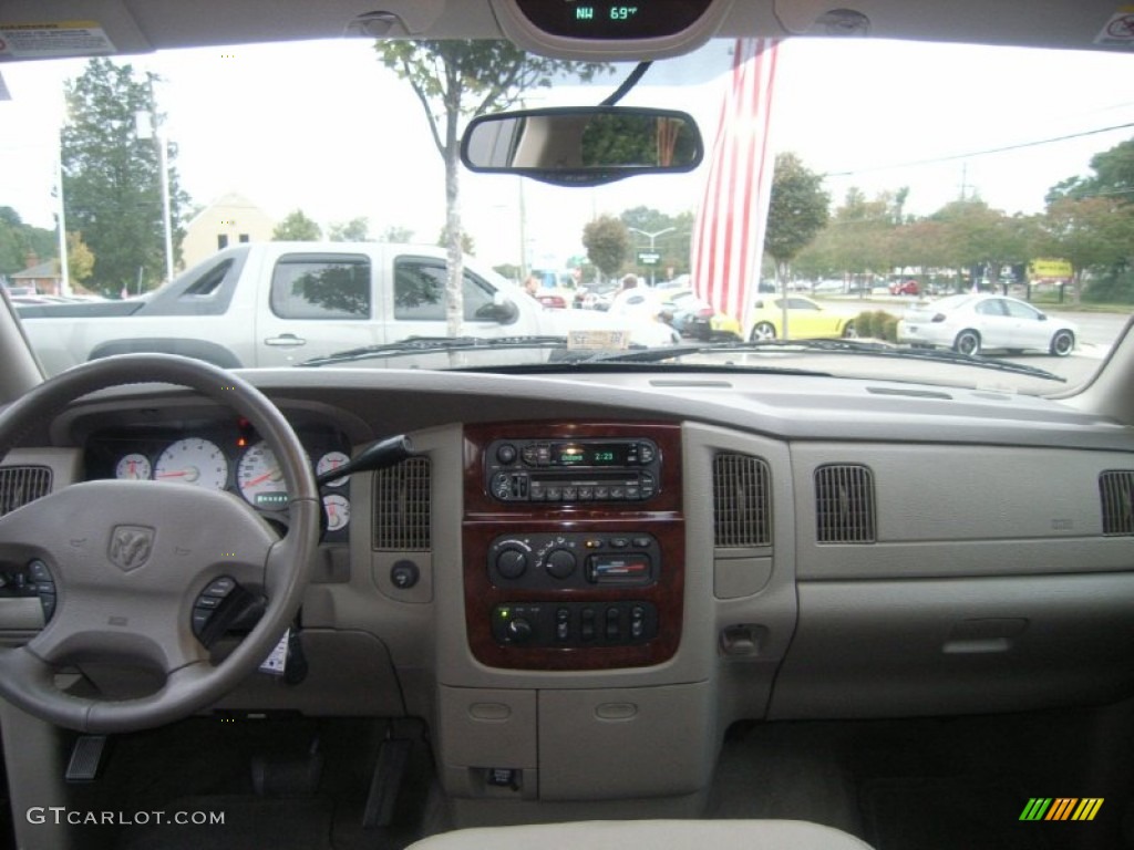 2003 Ram 1500 Laramie Quad Cab 4x4 - Black / Dark Slate Gray photo #23