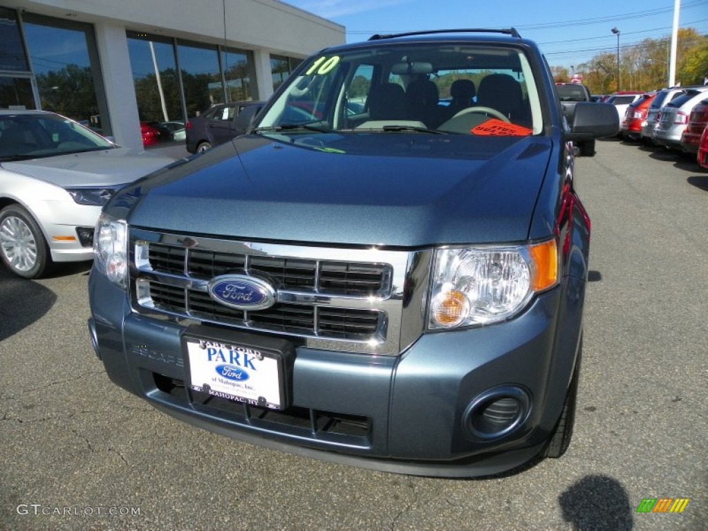 2010 Escape XLS 4WD - Steel Blue Metallic / Stone photo #16