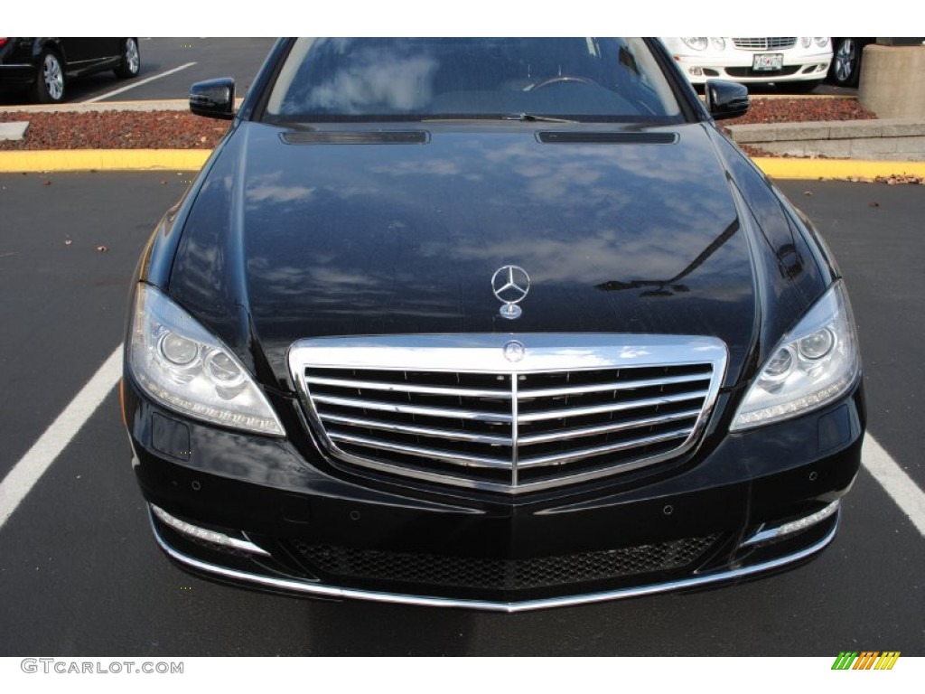 2012 S 550 Sedan - Black / Black photo #2