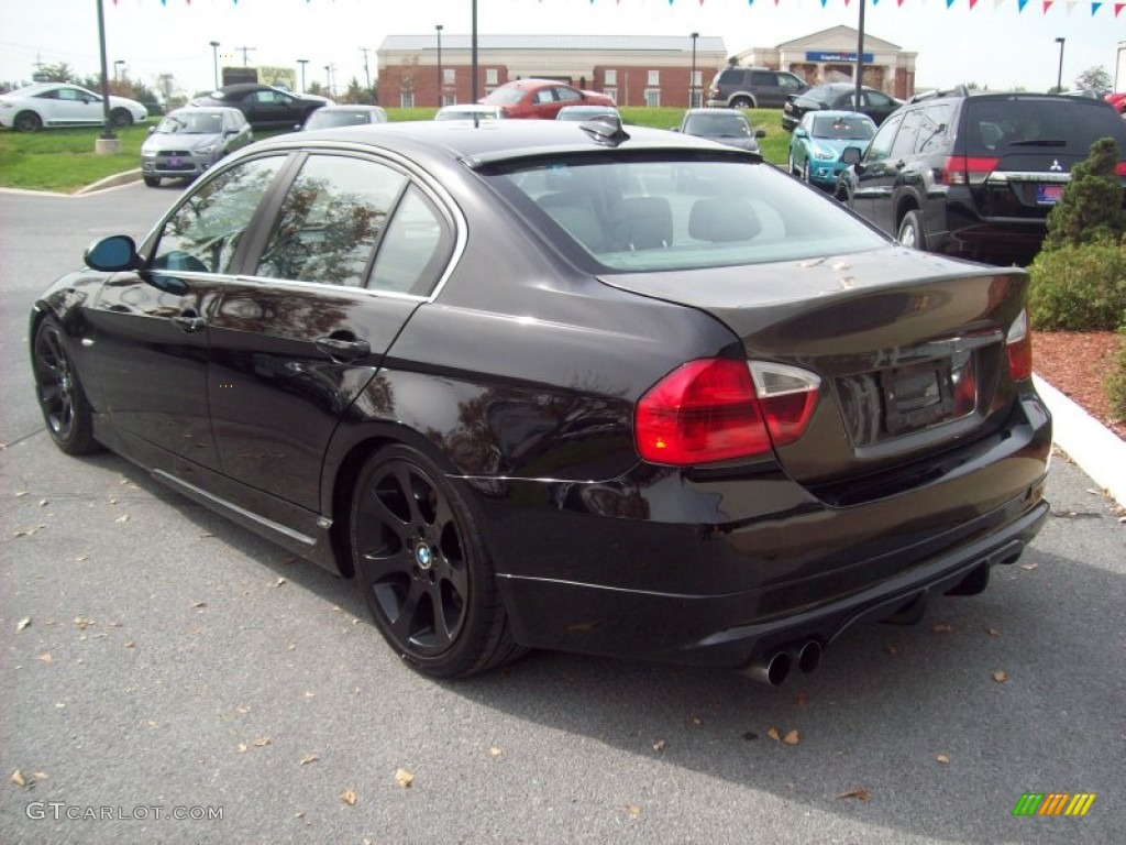 2006 3 Series 330i Sedan - Black Sapphire Metallic / Black photo #2