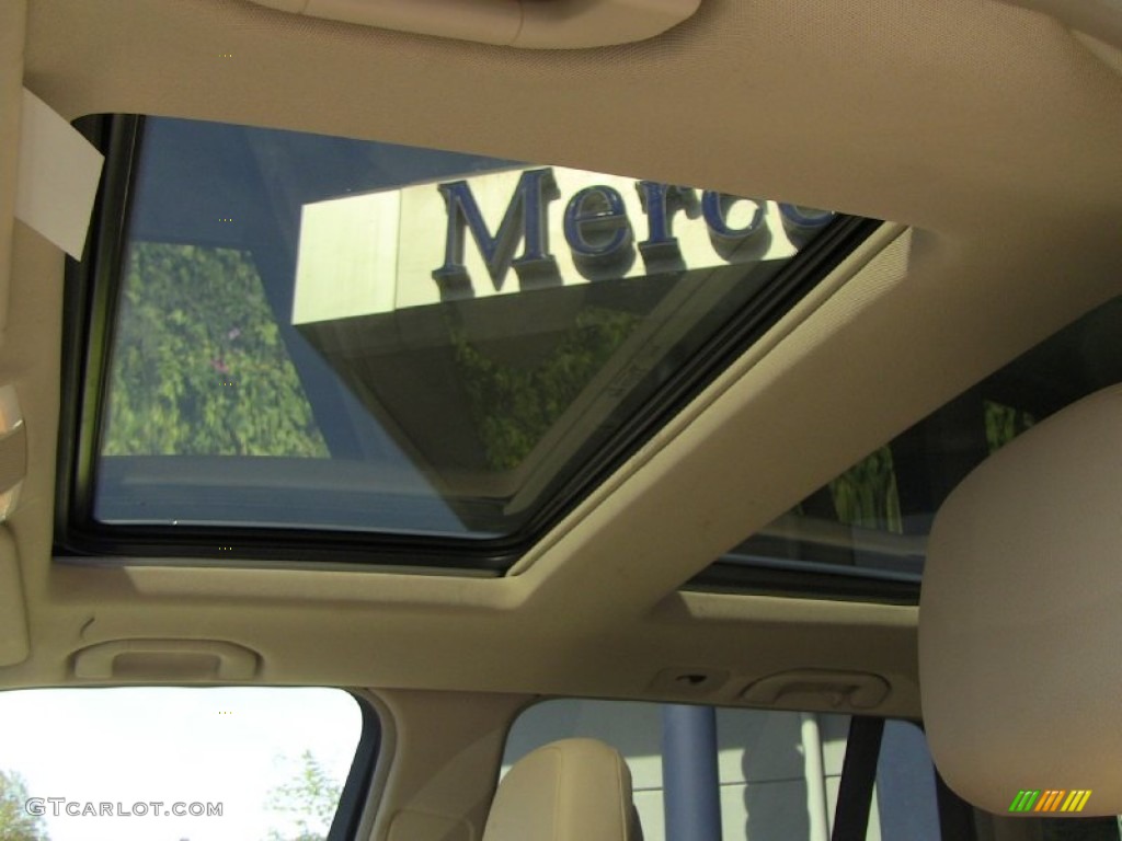 2011 Mercedes-Benz GLK 350 4Matic Sunroof Photo #55117953