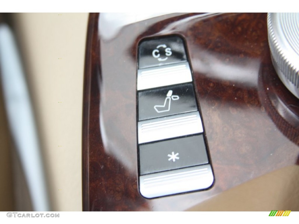 2008 Mercedes-Benz S 550 Sedan Controls Photo #55118952