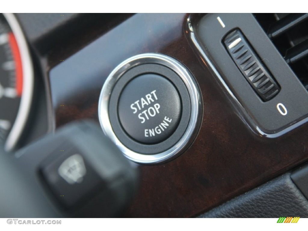 2012 BMW 3 Series 328i Coupe Controls Photo #55120896