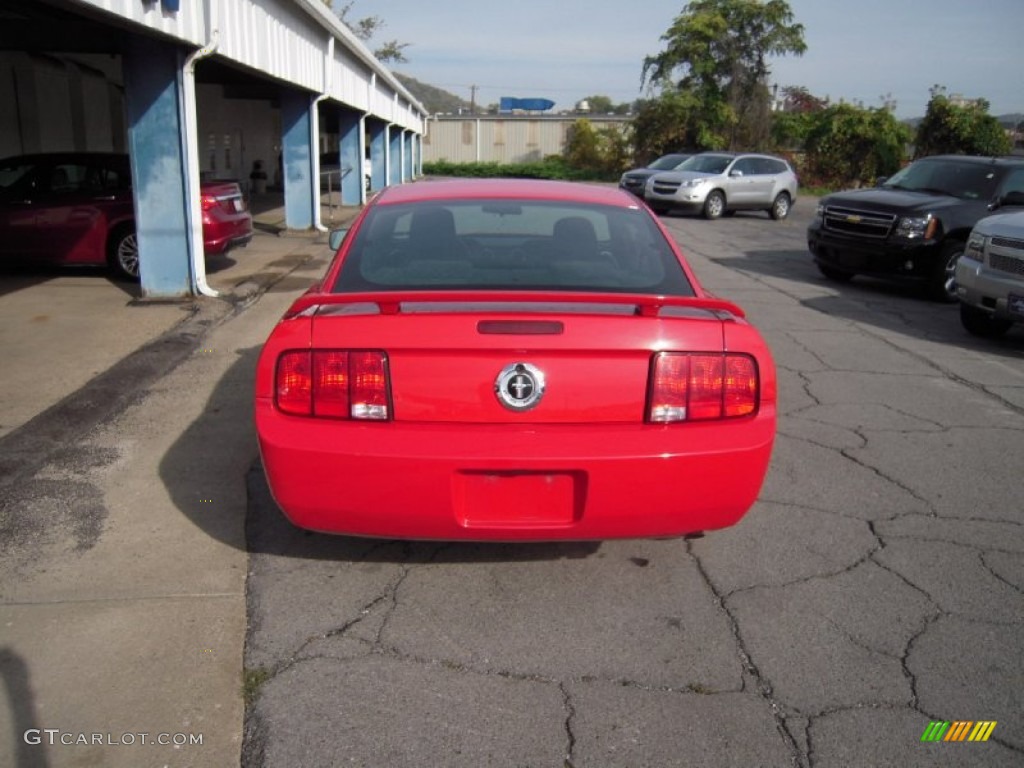 2006 Mustang V6 Premium Coupe - Torch Red / Dark Charcoal photo #2