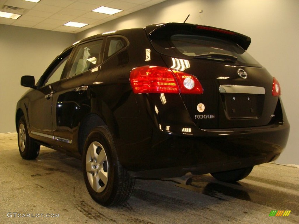 2011 Rogue S AWD - Wicked Black / Black photo #4