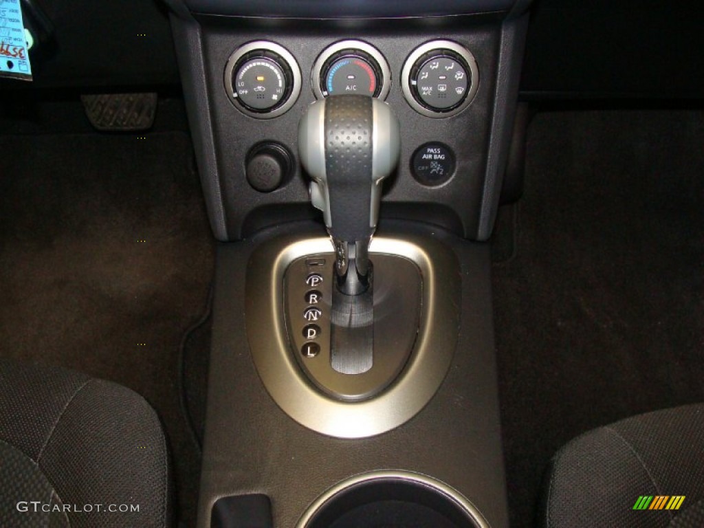 2011 Rogue S AWD - Wicked Black / Black photo #22