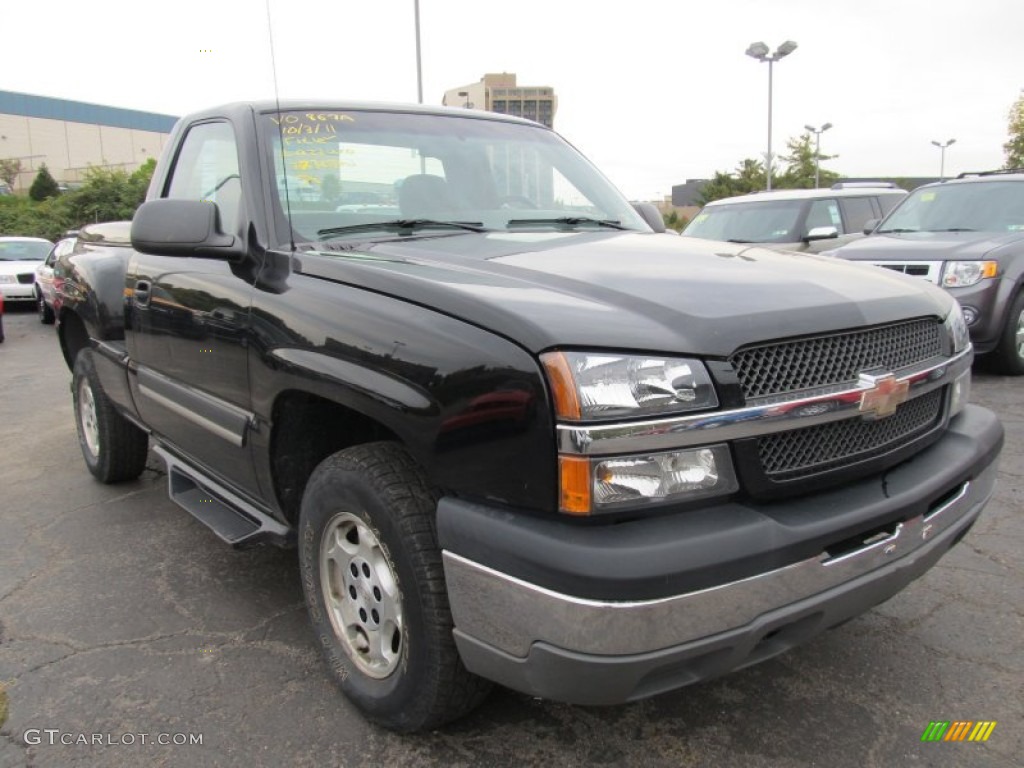 2003 Silverado 1500 LS Regular Cab 4x4 - Black / Dark Charcoal photo #5