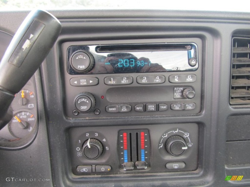 2003 Chevrolet Silverado 1500 LS Regular Cab 4x4 Audio System Photos