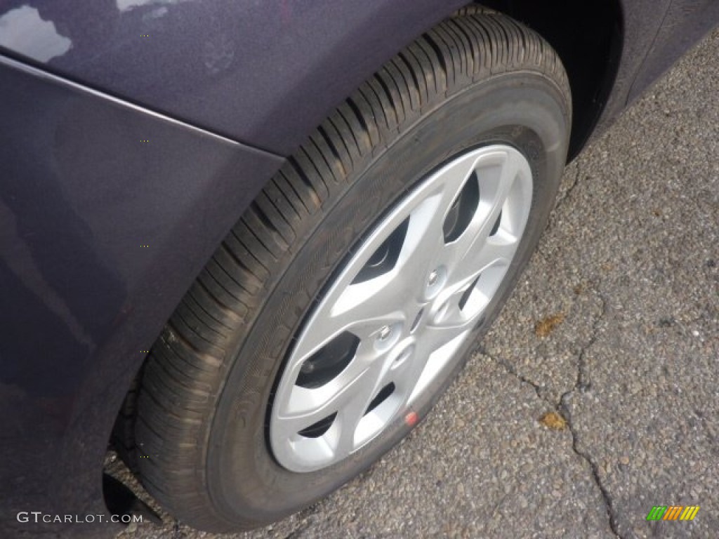 2012 Ford Fiesta SE Sedan Wheel Photo #55128660