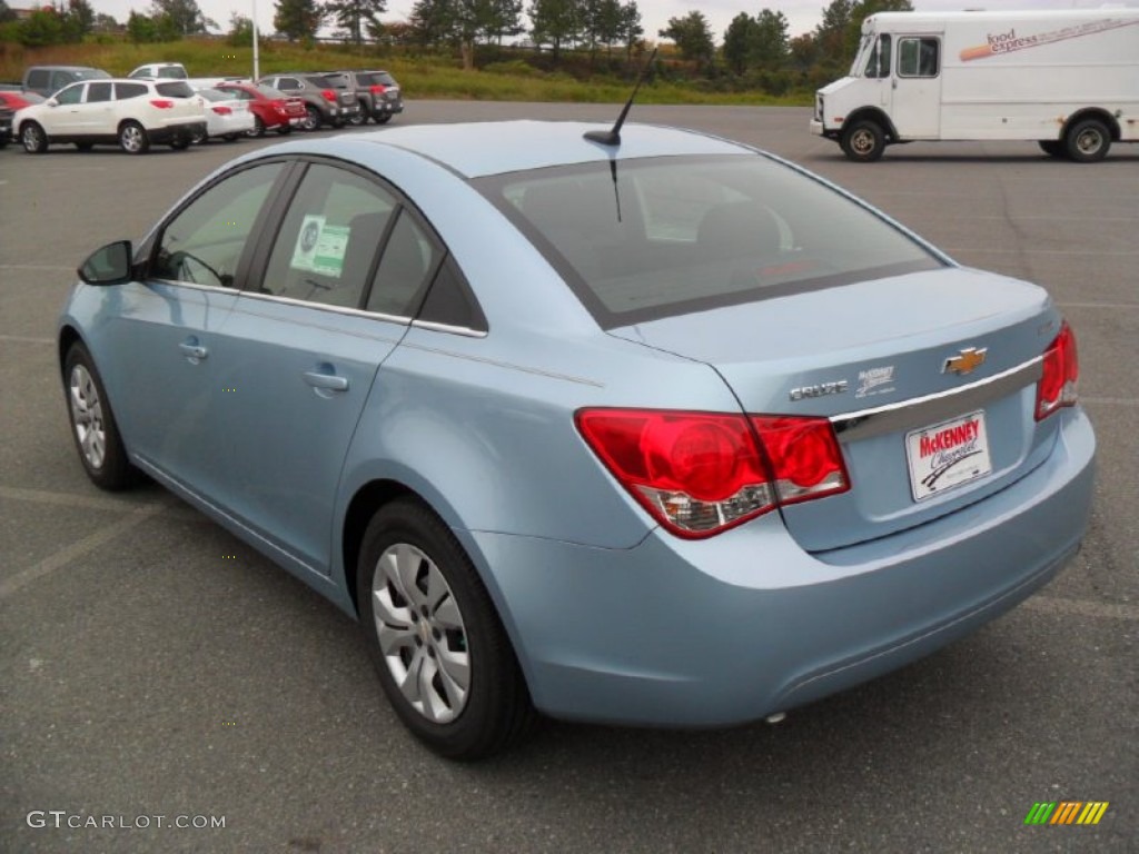 2012 Cruze LS - Ice Blue Metallic / Jet Black/Medium Titanium photo #2