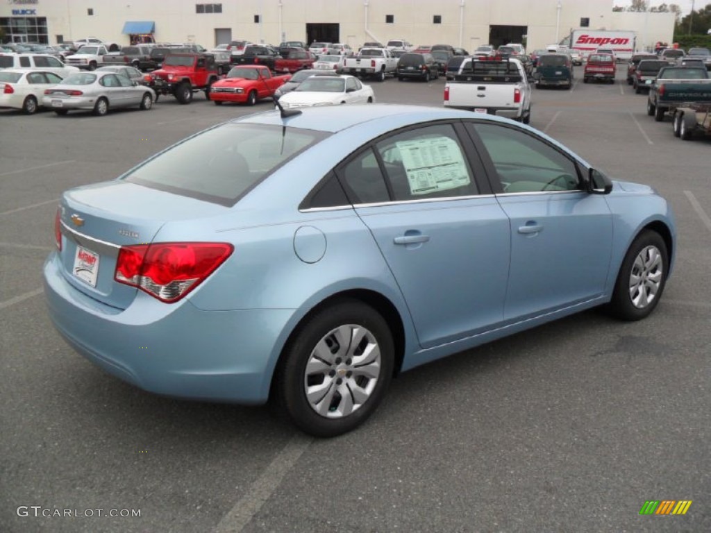 2012 Cruze LS - Ice Blue Metallic / Jet Black/Medium Titanium photo #4