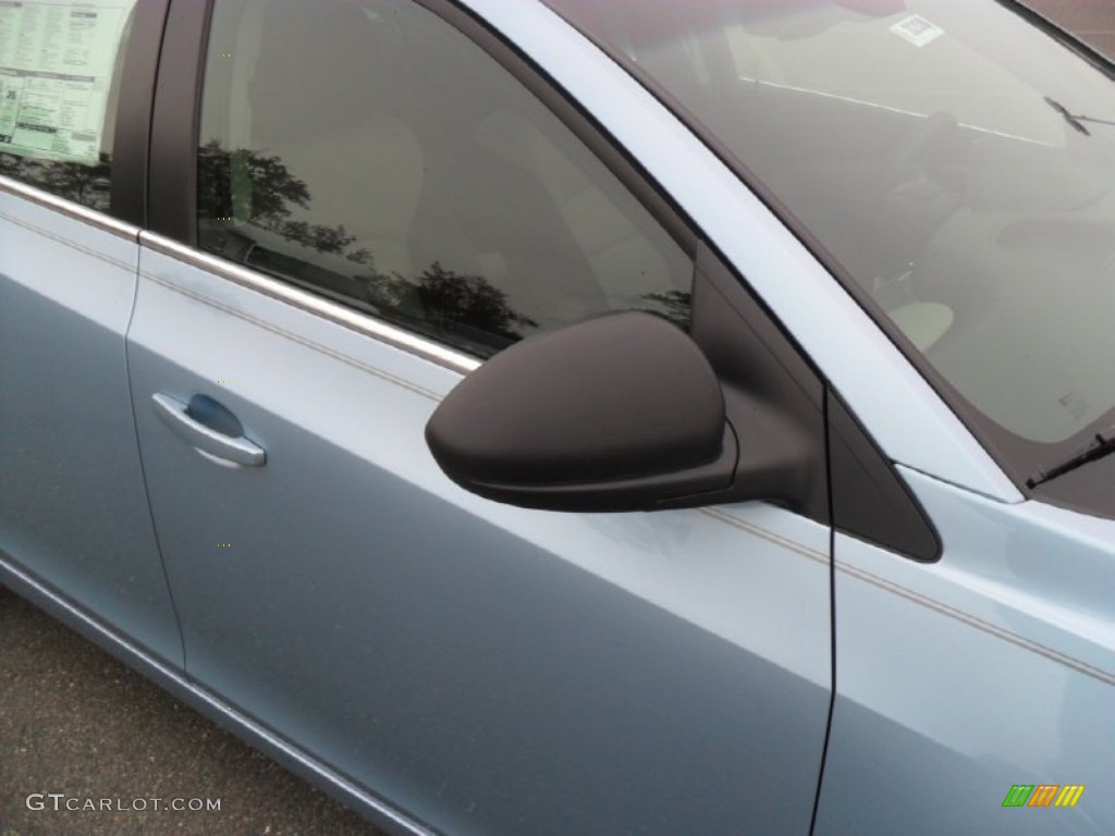 2012 Cruze LS - Ice Blue Metallic / Jet Black/Medium Titanium photo #21