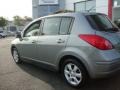 Magnetic Gray - Versa 1.8 SL Hatchback Photo No. 4