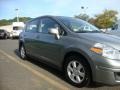 Magnetic Gray - Versa 1.8 SL Hatchback Photo No. 9