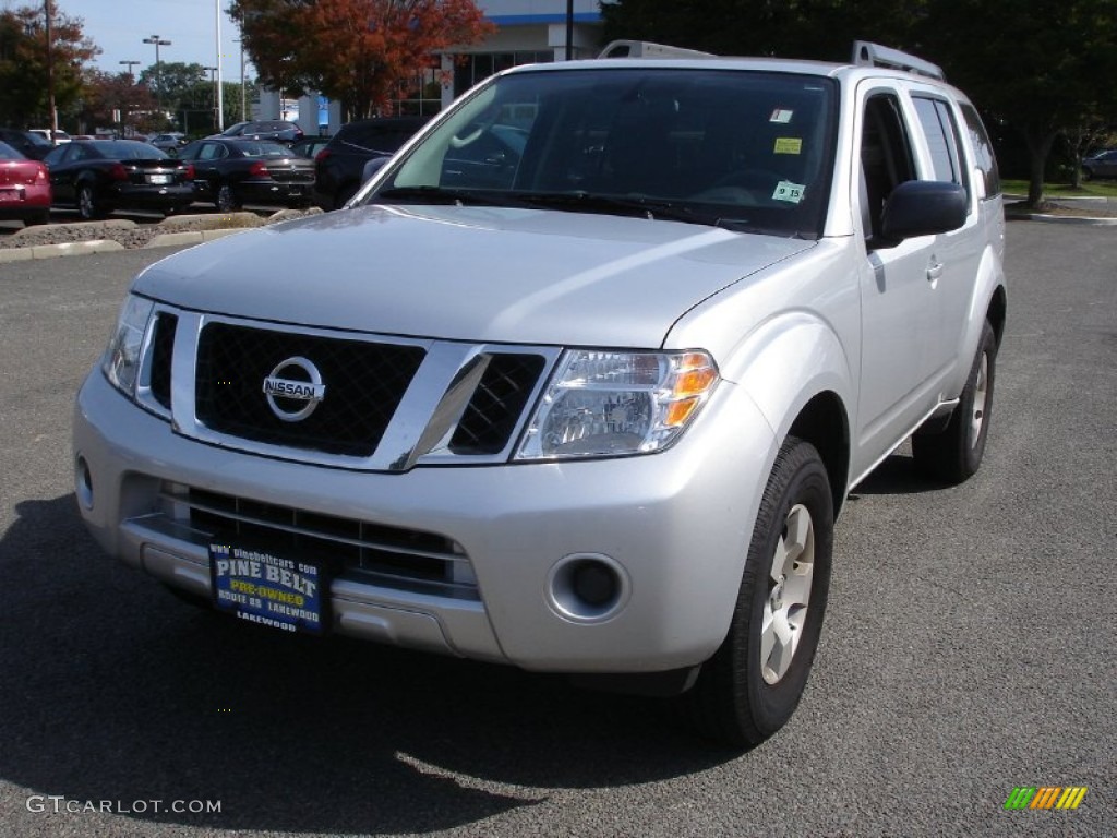 2010 Pathfinder S 4x4 - Silver Lightning Metallic / Graphite photo #1