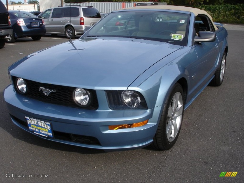 2006 Mustang GT Premium Convertible - Windveil Blue Metallic / Light Parchment photo #1