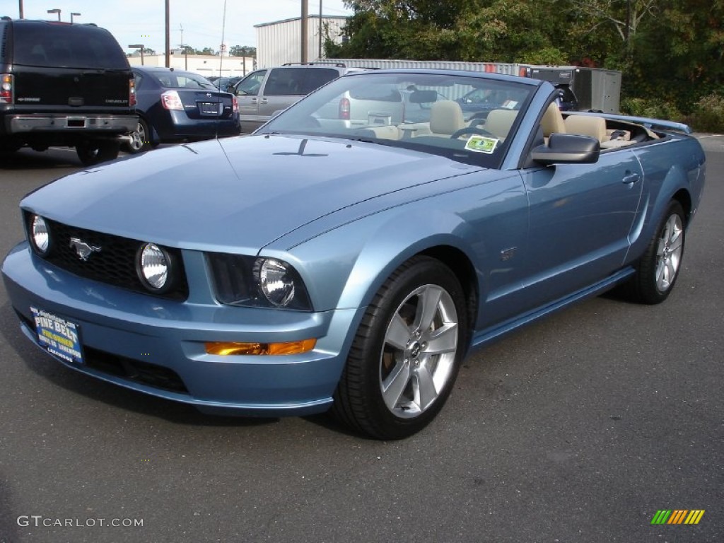 2006 Mustang GT Premium Convertible - Windveil Blue Metallic / Light Parchment photo #10